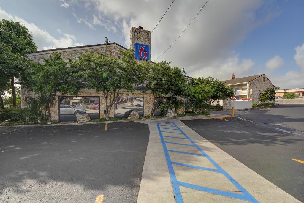 Motel 6-San Antonio, Tx - Northwest Medical Center المظهر الخارجي الصورة