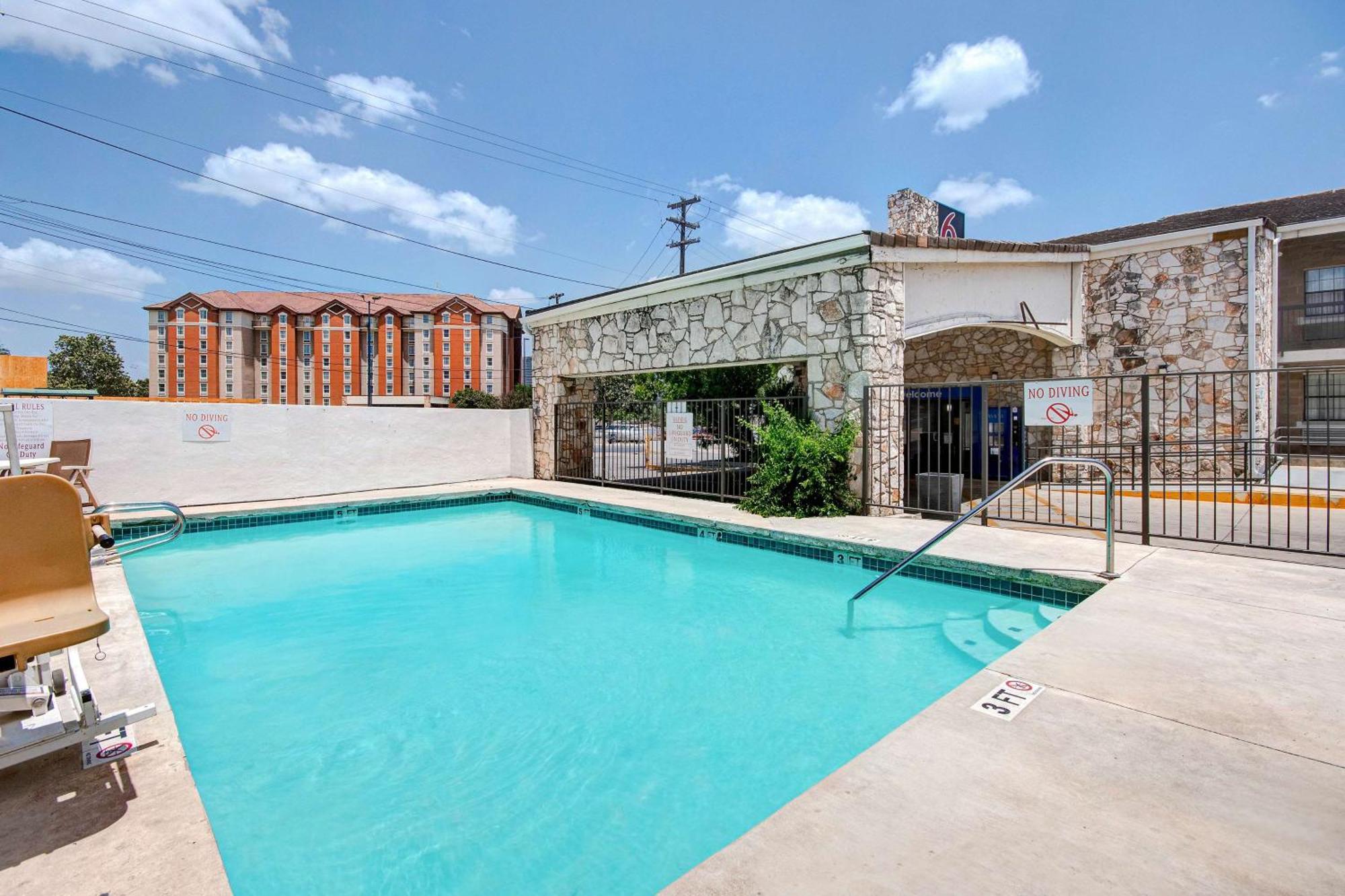 Motel 6-San Antonio, Tx - Northwest Medical Center المظهر الخارجي الصورة